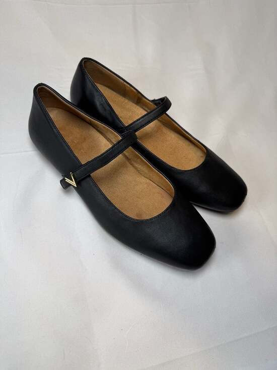 Vionic Shoes - Vionic Alameda Leather Square Toe Mary Jane Flats